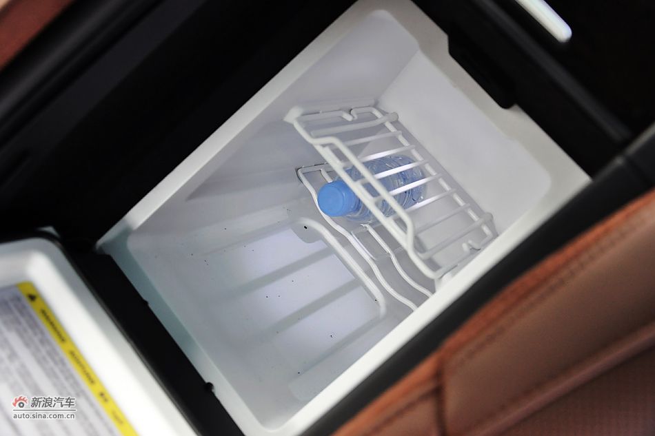 全新奥迪A8L内饰