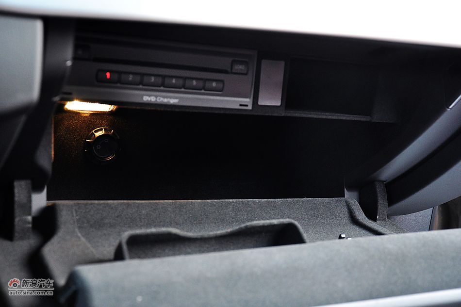 全新奥迪A8L内饰