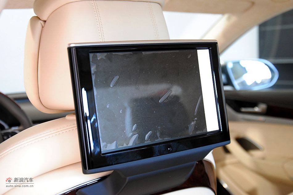 2011款奥迪A8L到店高清实拍