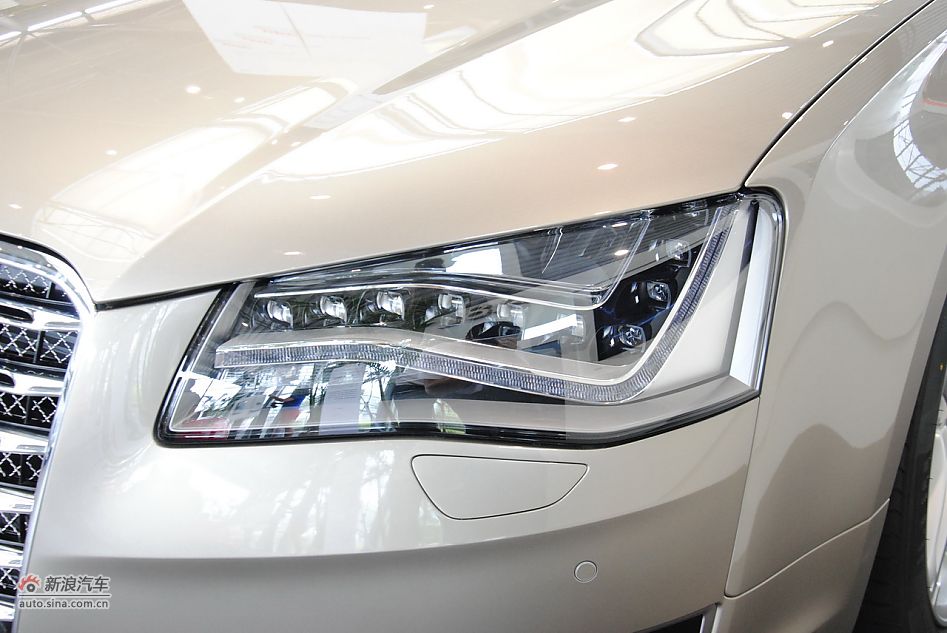 2011款奥迪A8L 6.3L FST W12