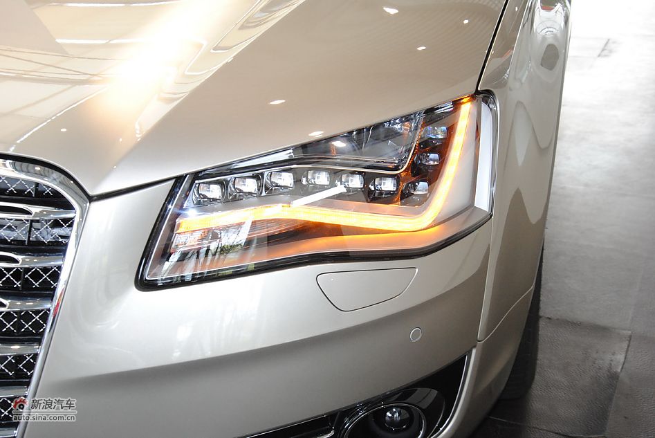 2011款奥迪A8L 6.3L FST W12
