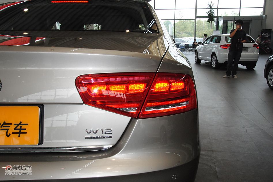 2011款奥迪A8L 6.3L FST W12