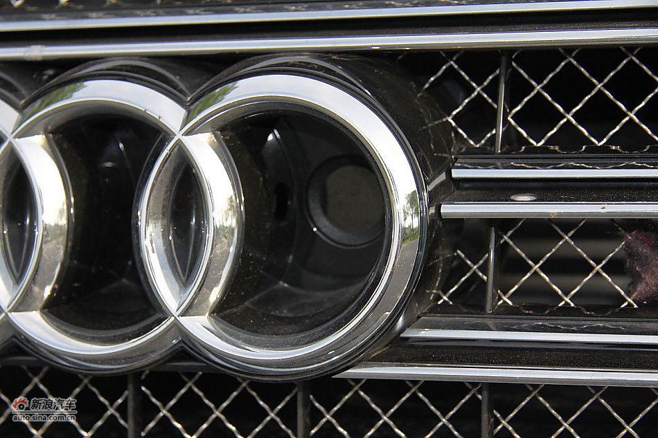 新浪汽车体验试驾奥迪A8L W12-其他细节