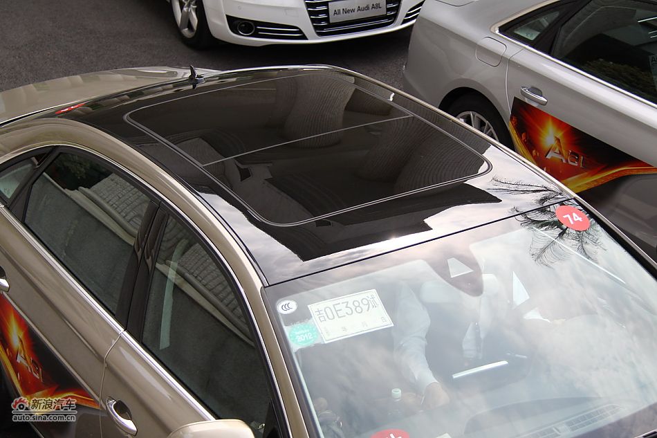 2011款A8L外观