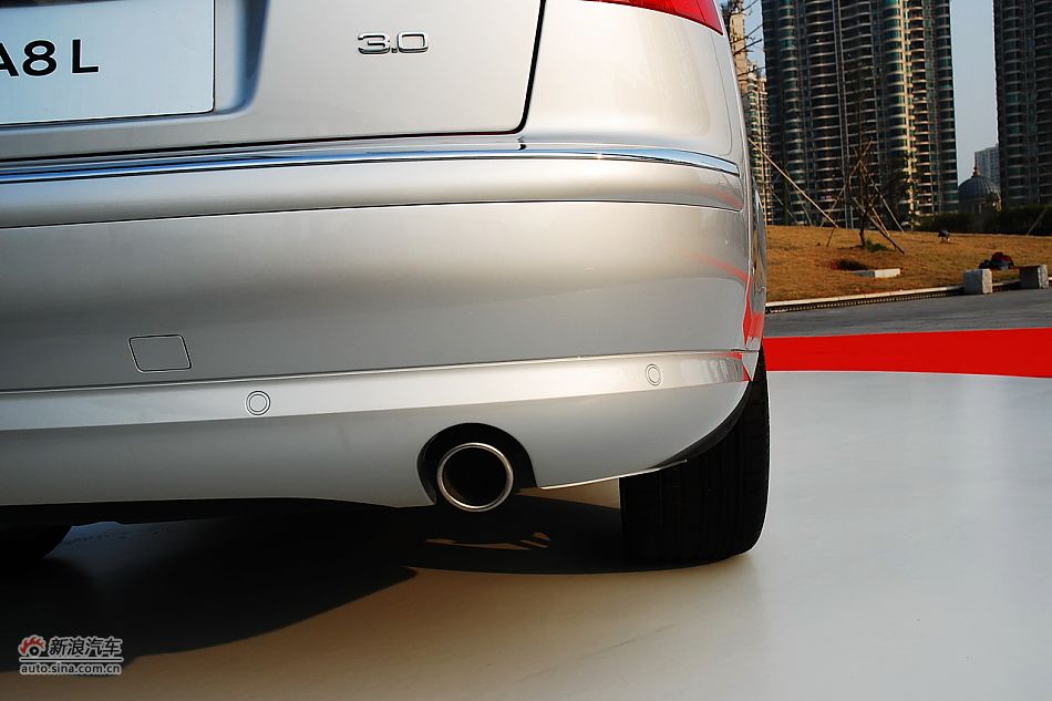 全新奥迪A8L上市实拍-历代A8