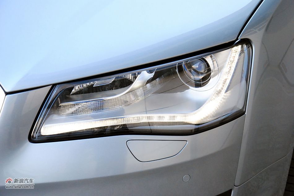 2011款奥迪A8L到店高清实拍