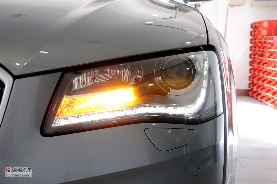 2011款奥迪A8L到店高清实拍