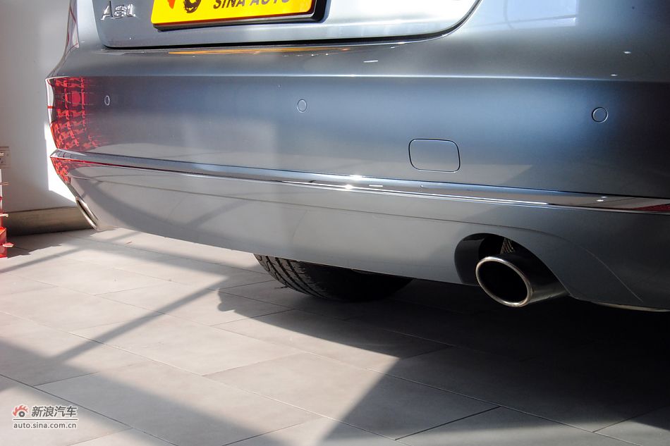 2011款奥迪A8L到店高清实拍