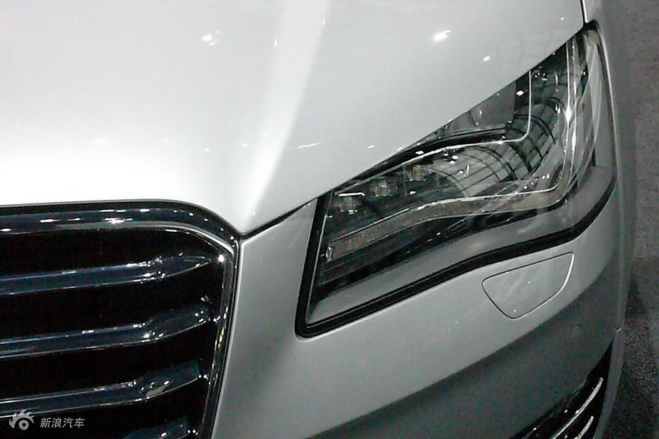 全新奥迪A8 4.2FSI quattro外观实拍