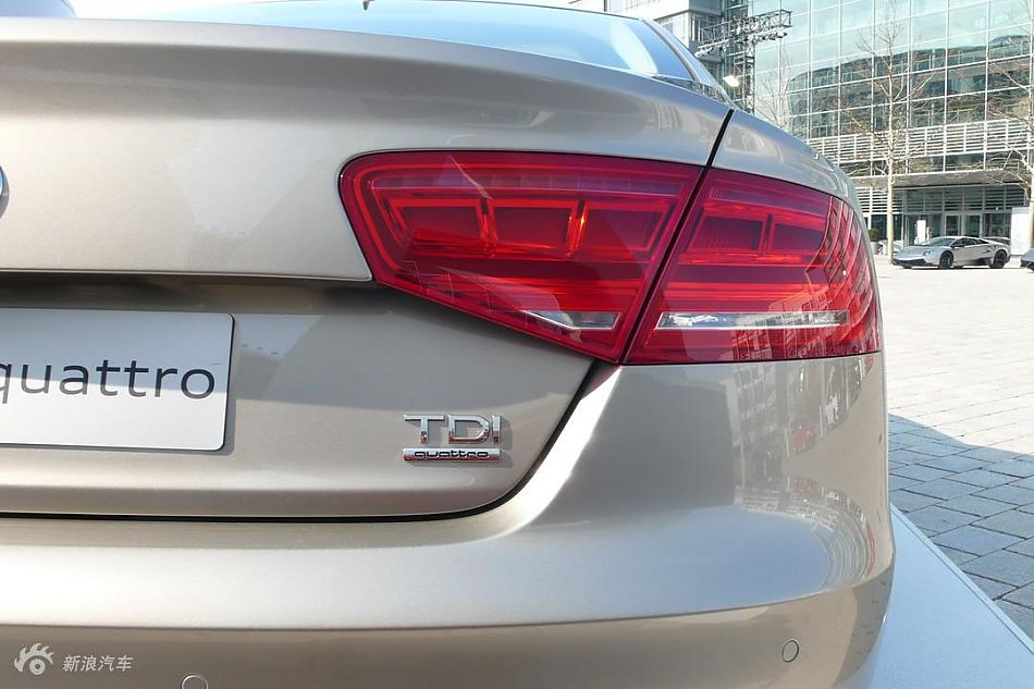 全新奥迪A8实拍