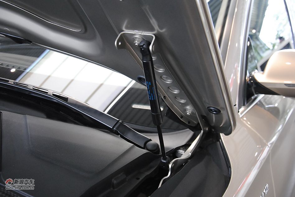 2011款奥迪A8L 6.3L FST W12