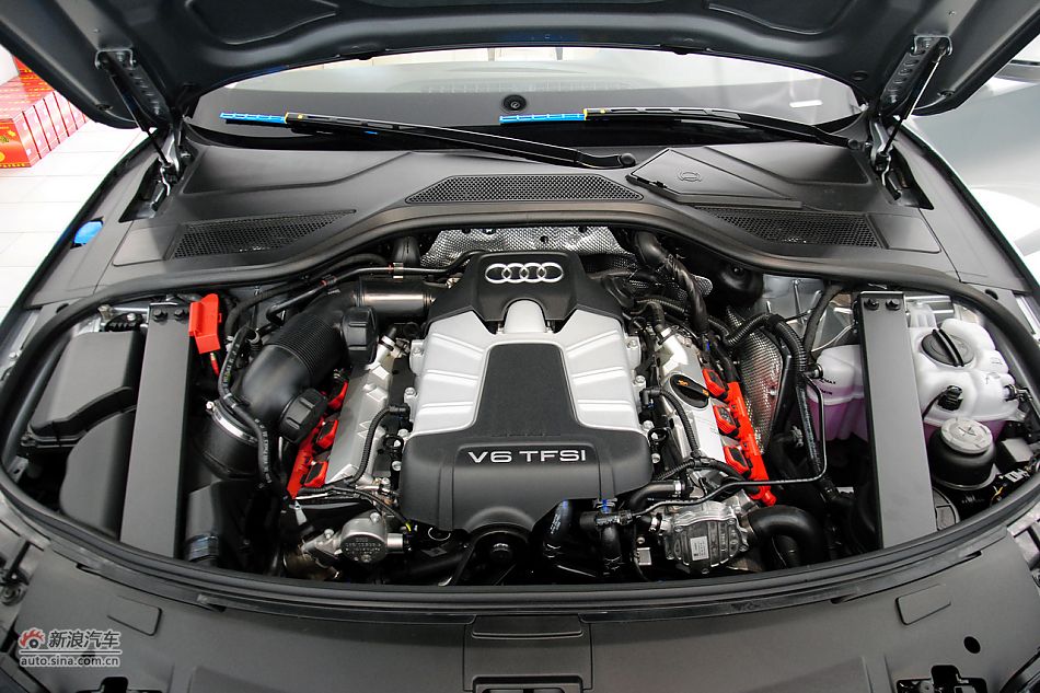 2011款奥迪A8L到店高清实拍