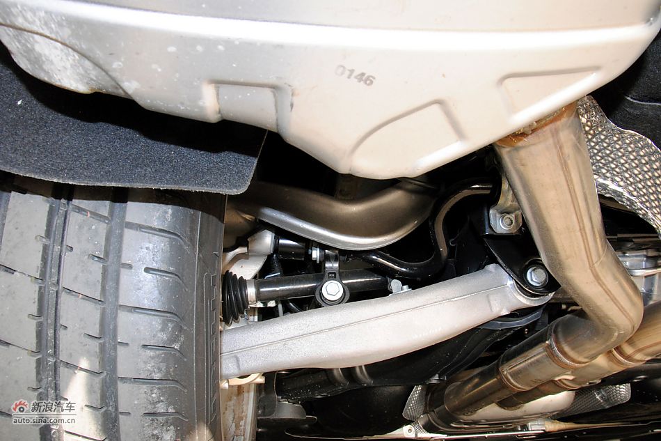 2011款奥迪A8L到店高清实拍