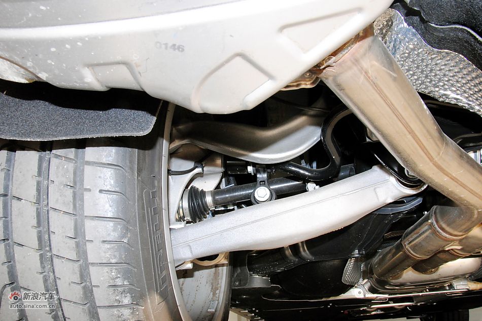 2011款奥迪A8L到店高清实拍