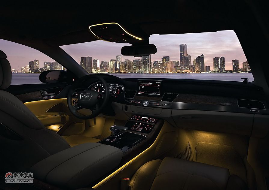 全新奥迪A8L内饰及细节