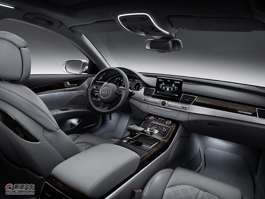 2011款奥迪A8L W12官方图