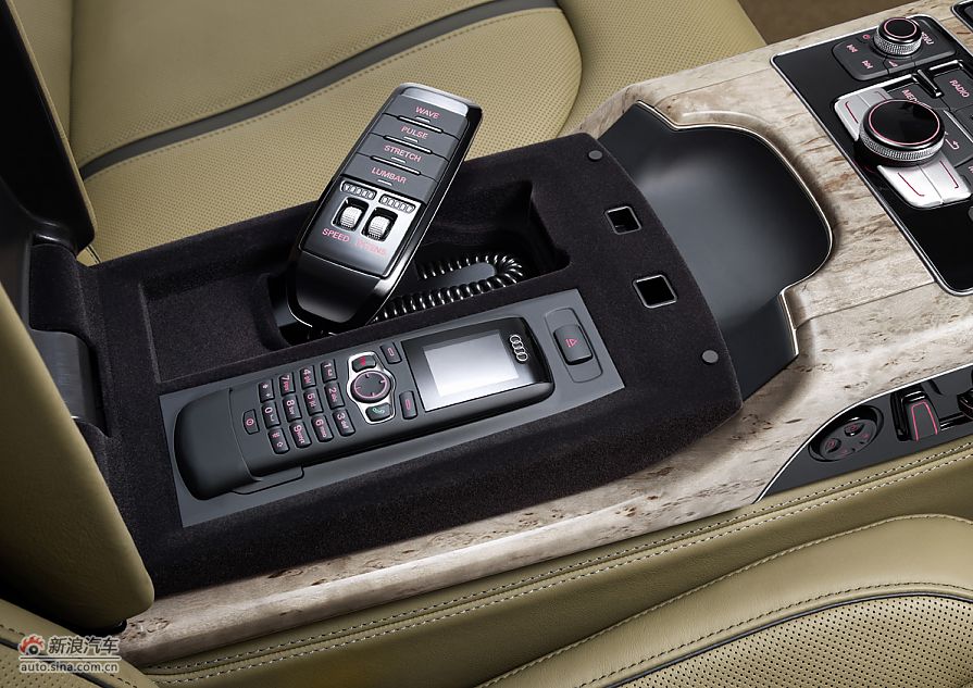 2011款奥迪A8L W12官方图