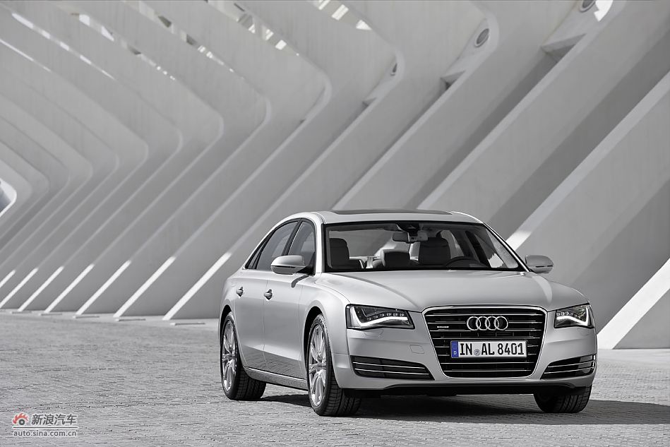 2011款奥迪A8L W12官方图