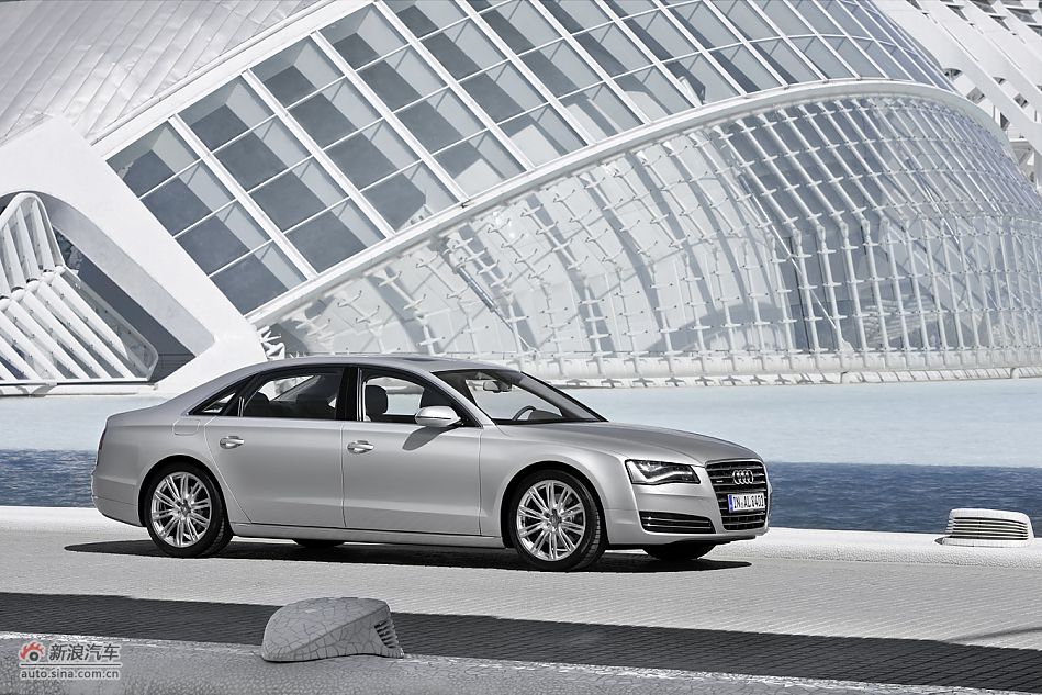 2011款奥迪A8L W12官方图