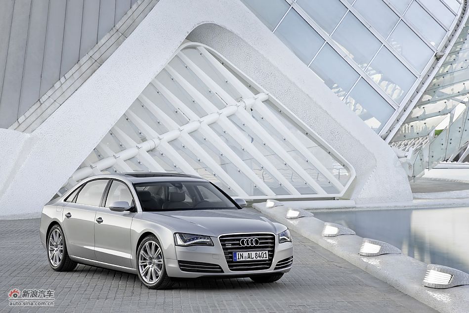 2011款奥迪A8L W12官方图