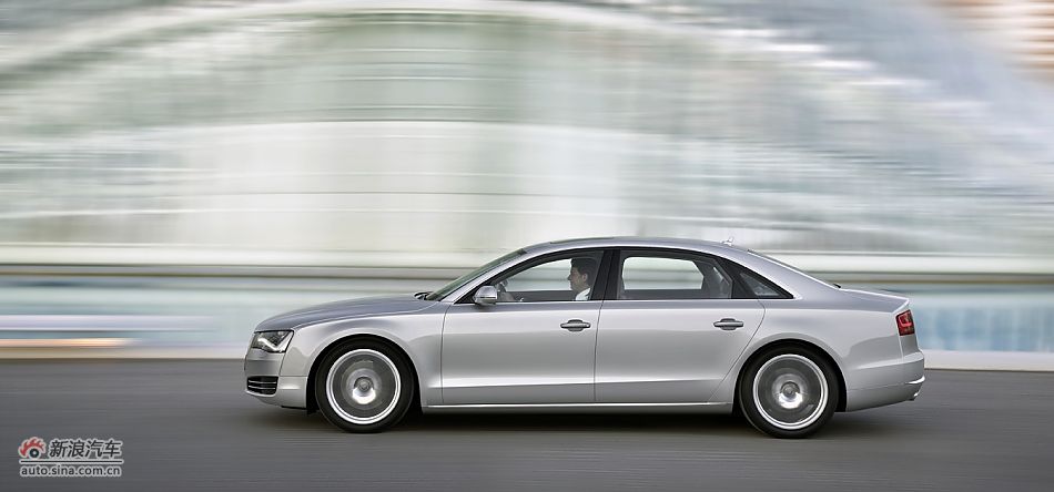 2011款奥迪A8L W12官方图