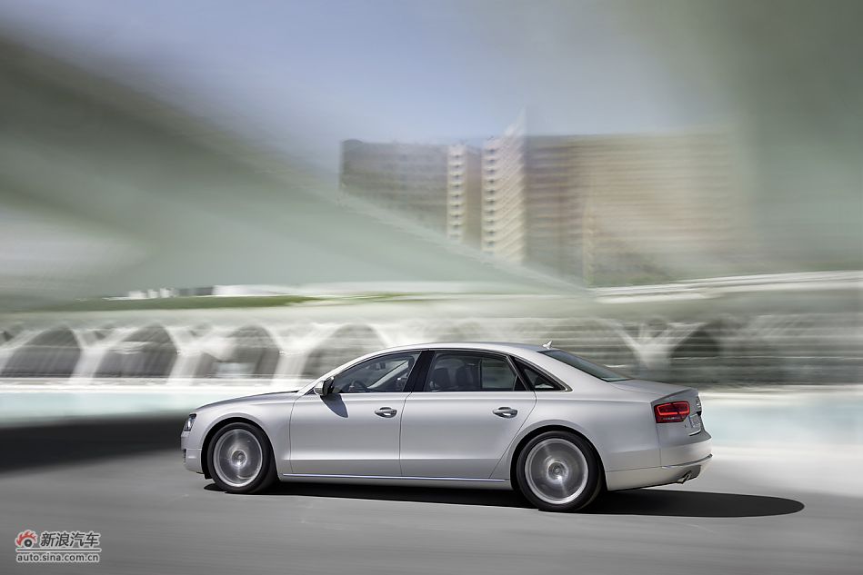 2011款奥迪A8L W12官方图