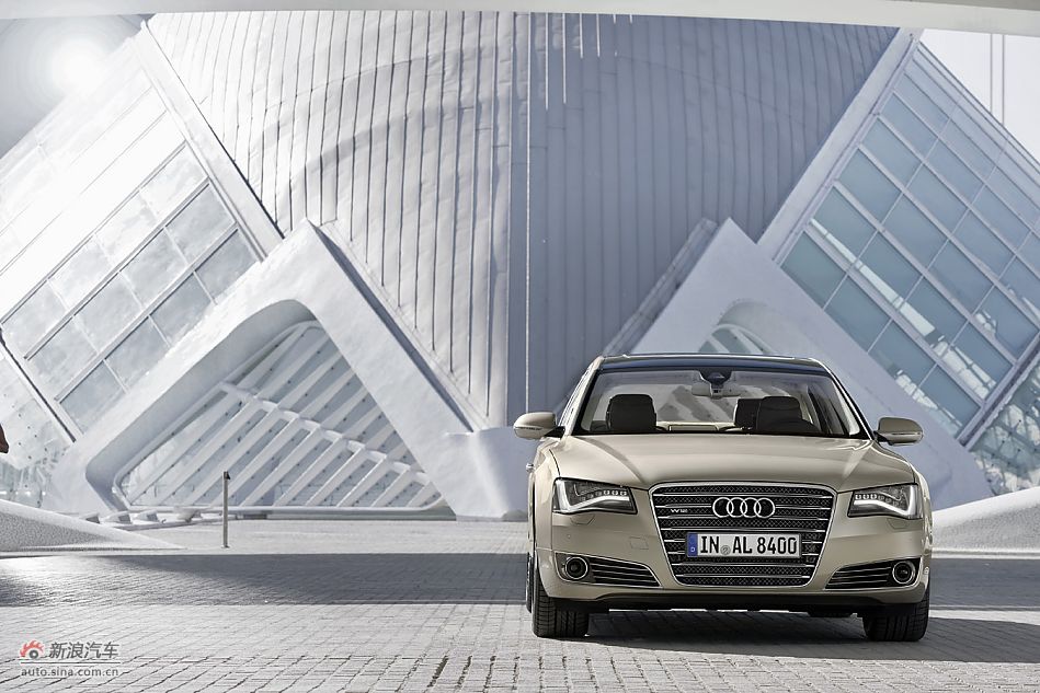 2011款奥迪A8L W12官方图