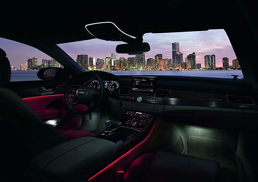 2011款奥迪A8内饰图片