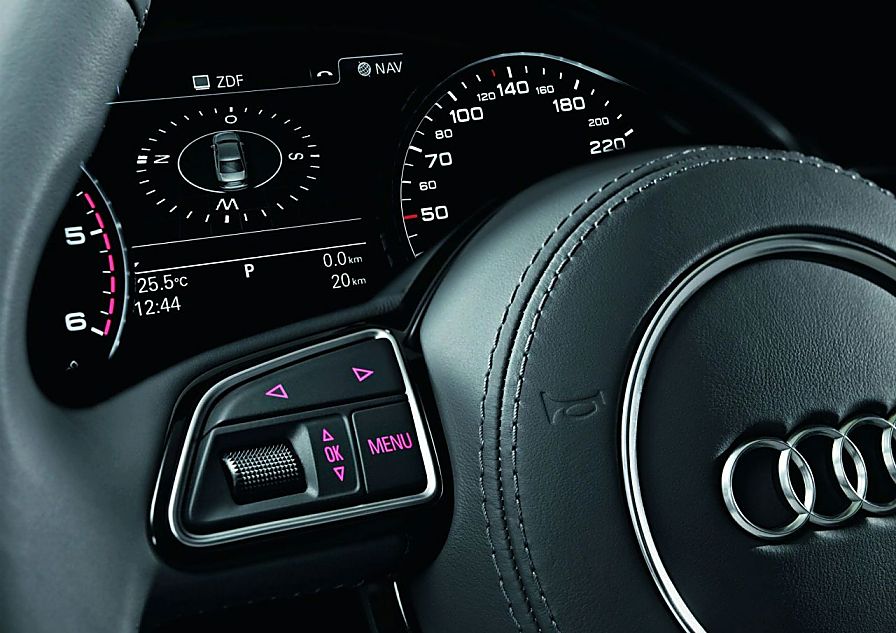 2011款奥迪A8内饰图片