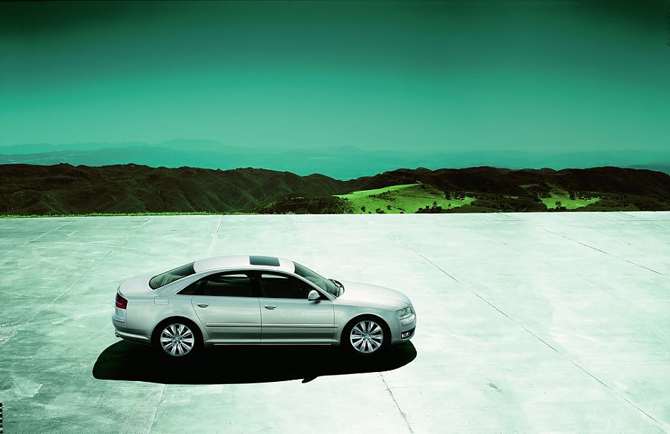 09款奥迪A8L资料图