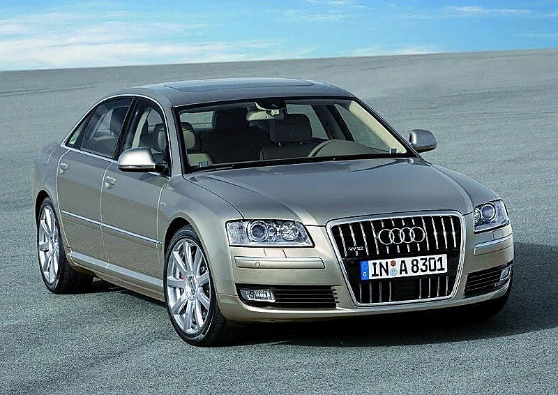 奥迪A8资料图