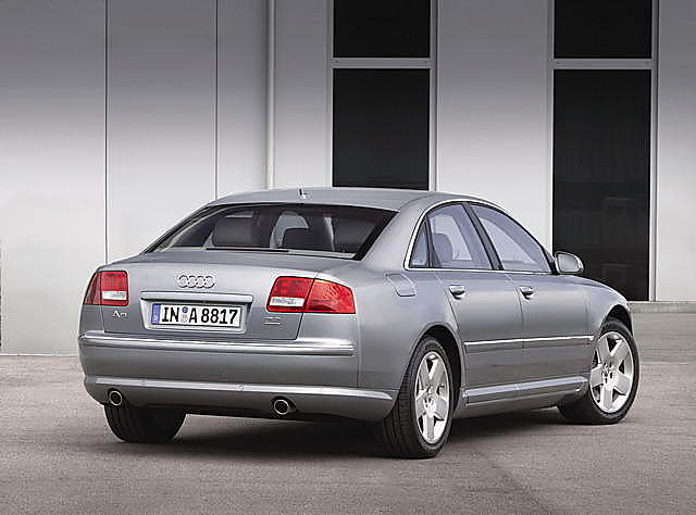 奥迪07款A8L