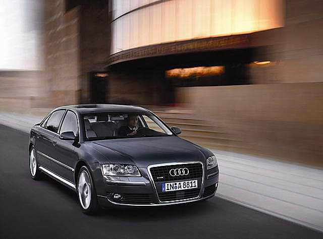 奥迪07款A8L
