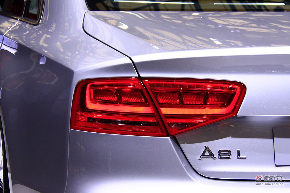 奥迪A8L
