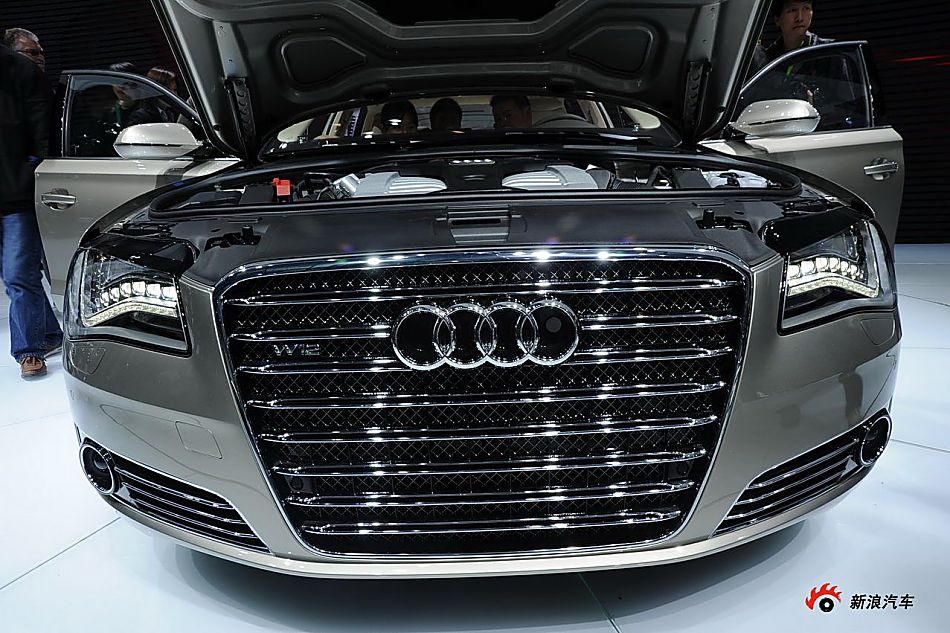 奥迪A8L W12