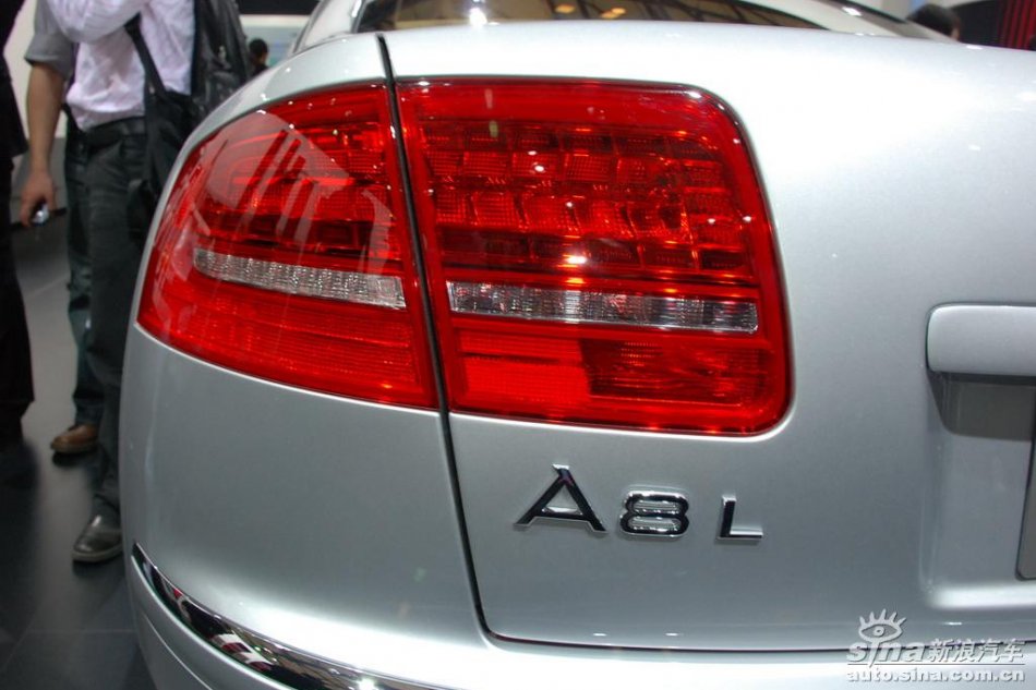 奥迪A8L