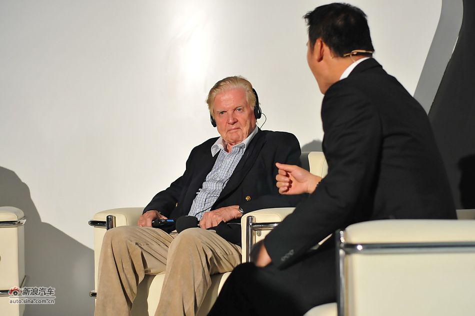 欧元之父：罗伯特·蒙代尔