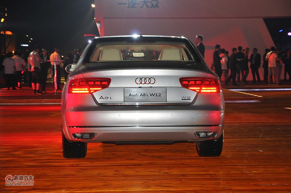 2011款奥迪A8L W12实拍