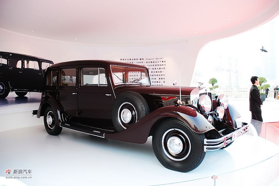 全新奥迪A8L上市实拍-霍希851