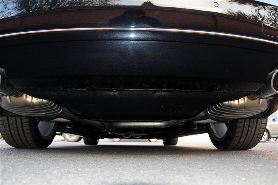 2013款 3.0T AT 45 TFSI quattro舒适型 引擎底盘