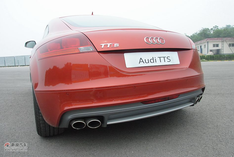 2011款TTS Coupe整体外观