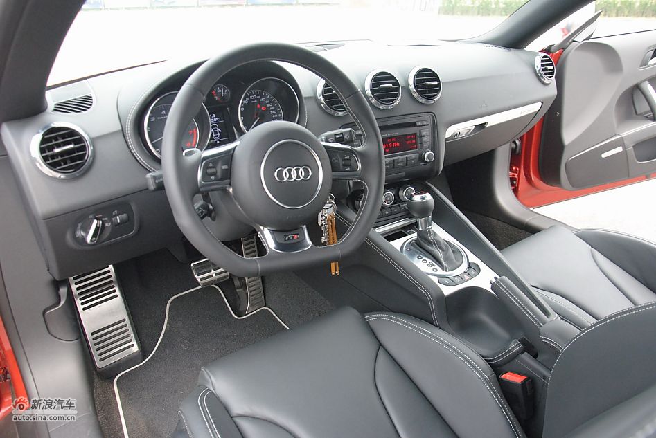 2011款TTS Coupe内饰及配置
