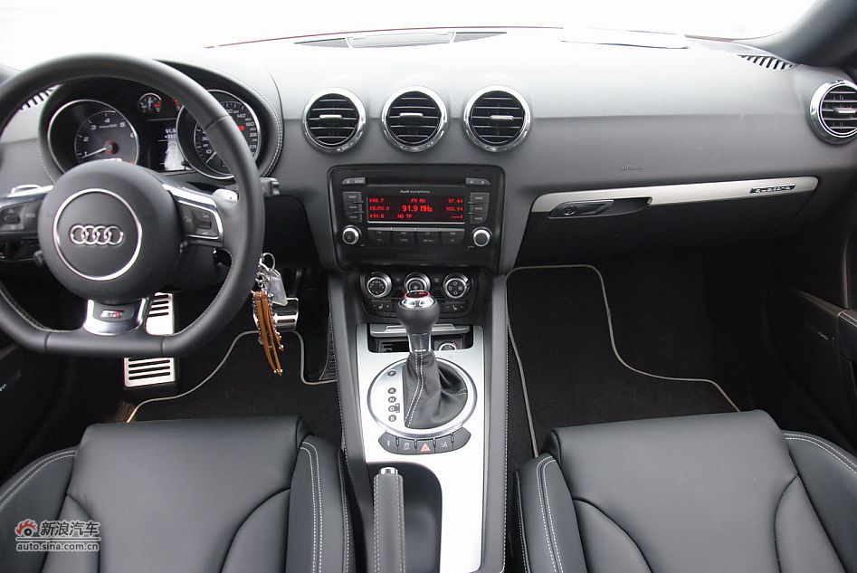2011款TTS Coupe内饰及配置
