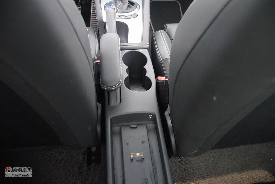 2011款TTS Coupe内饰及配置