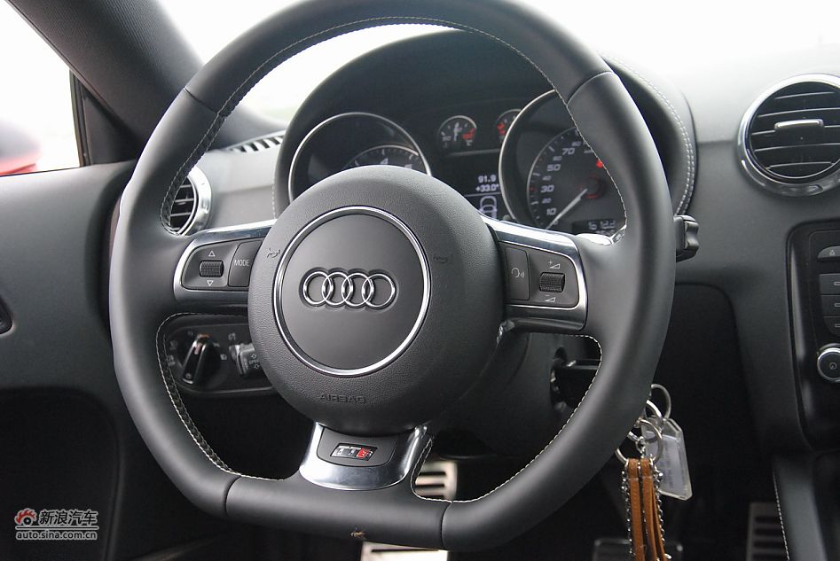 2011款TTS Coupe内饰及配置