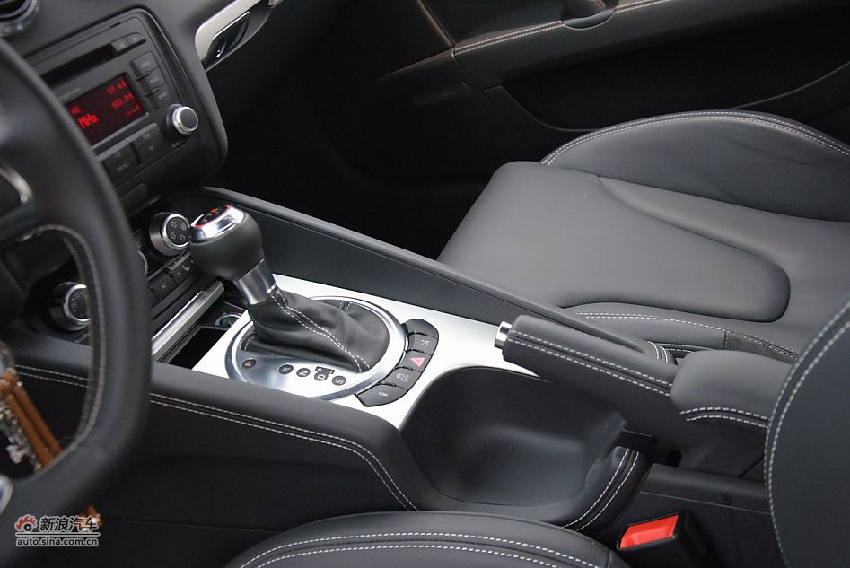 2011款TTS Coupe内饰及配置