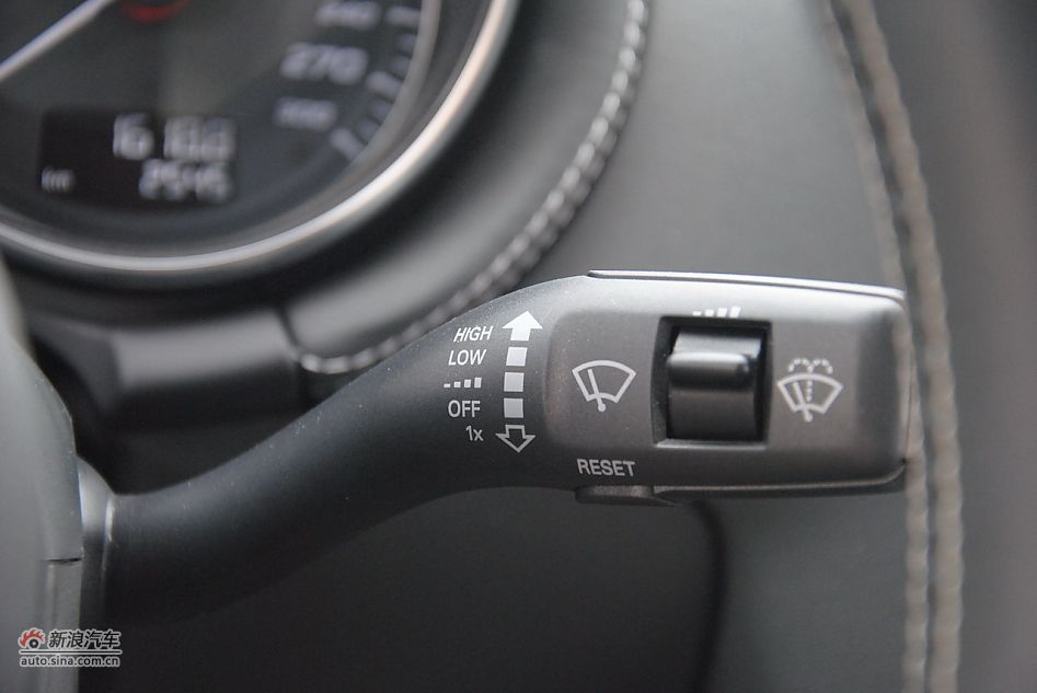 2011款TTS Coupe内饰及配置