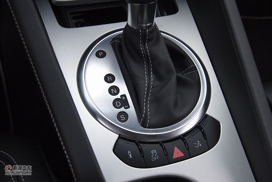 2011款TTS Coupe内饰及配置