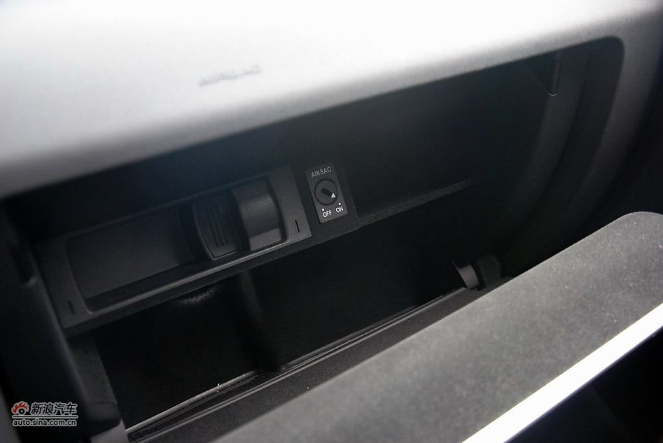 2011款TTS Coupe座椅及空间