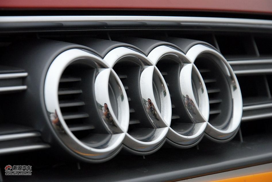 2011款TTS Coupe外观细节